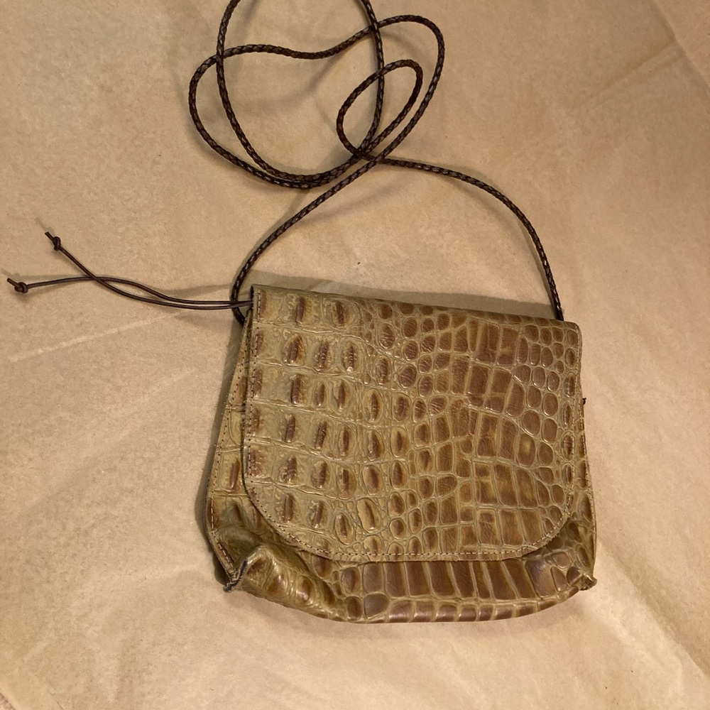 Embossed lizard leather strap bag,zipper and flap closure thin leather straps